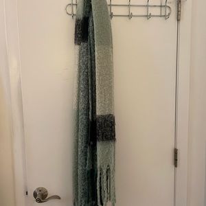 Green plaid Icelandic wool scarf